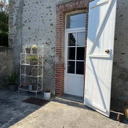 Dependance Avec Terrasse