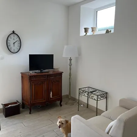 Dependance Avec Terrasse Apartment *